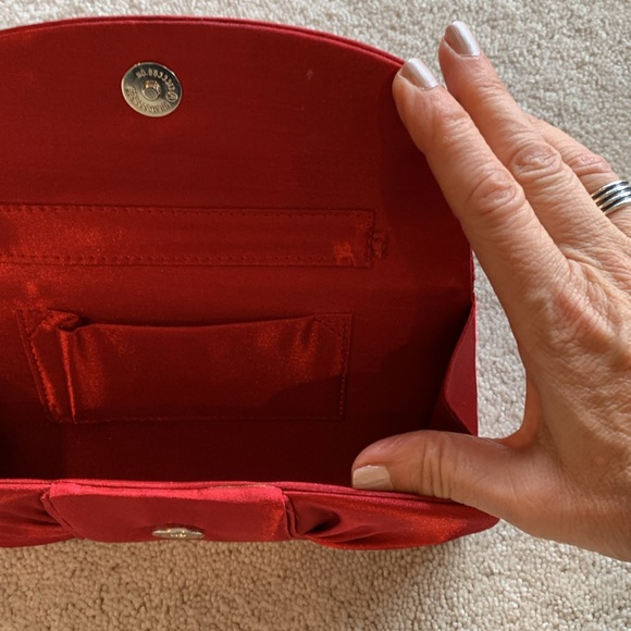 Clutch satin red handbag - Picture 4 of 5